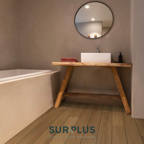 pavimento effetto legno coretec surplus modello navytec 83 ambientata