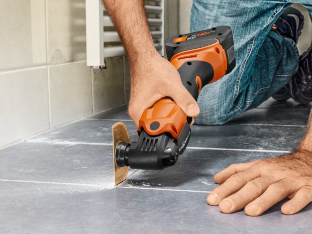 multimaster fein per la lavorazioni di pavimentazioni in gres, ceramiche e marmo